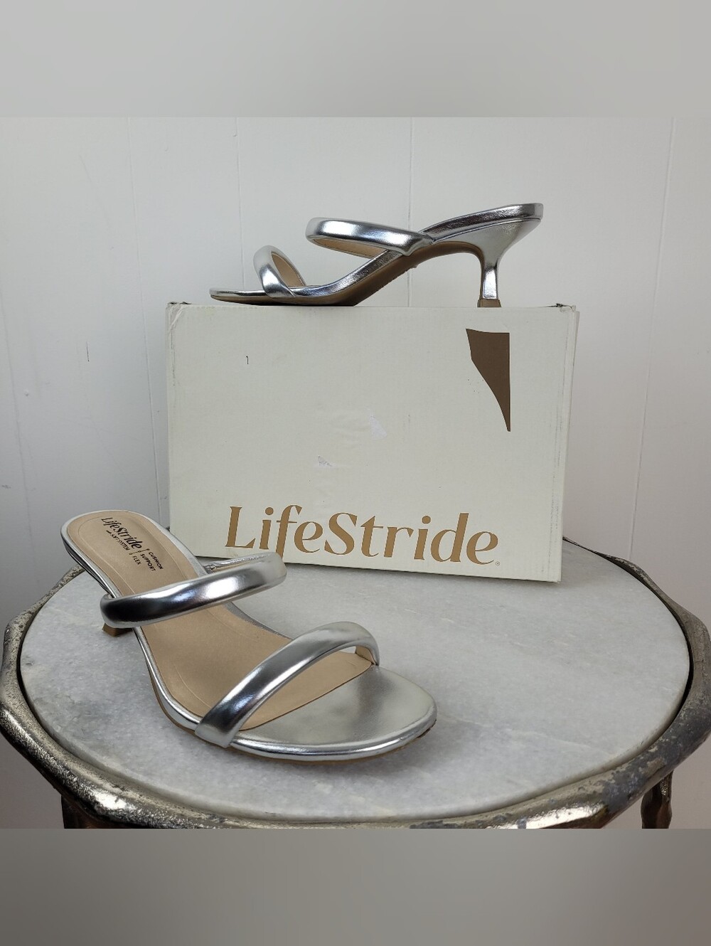 LifeStride Size 8 Silver Metallic Heeled Sandals